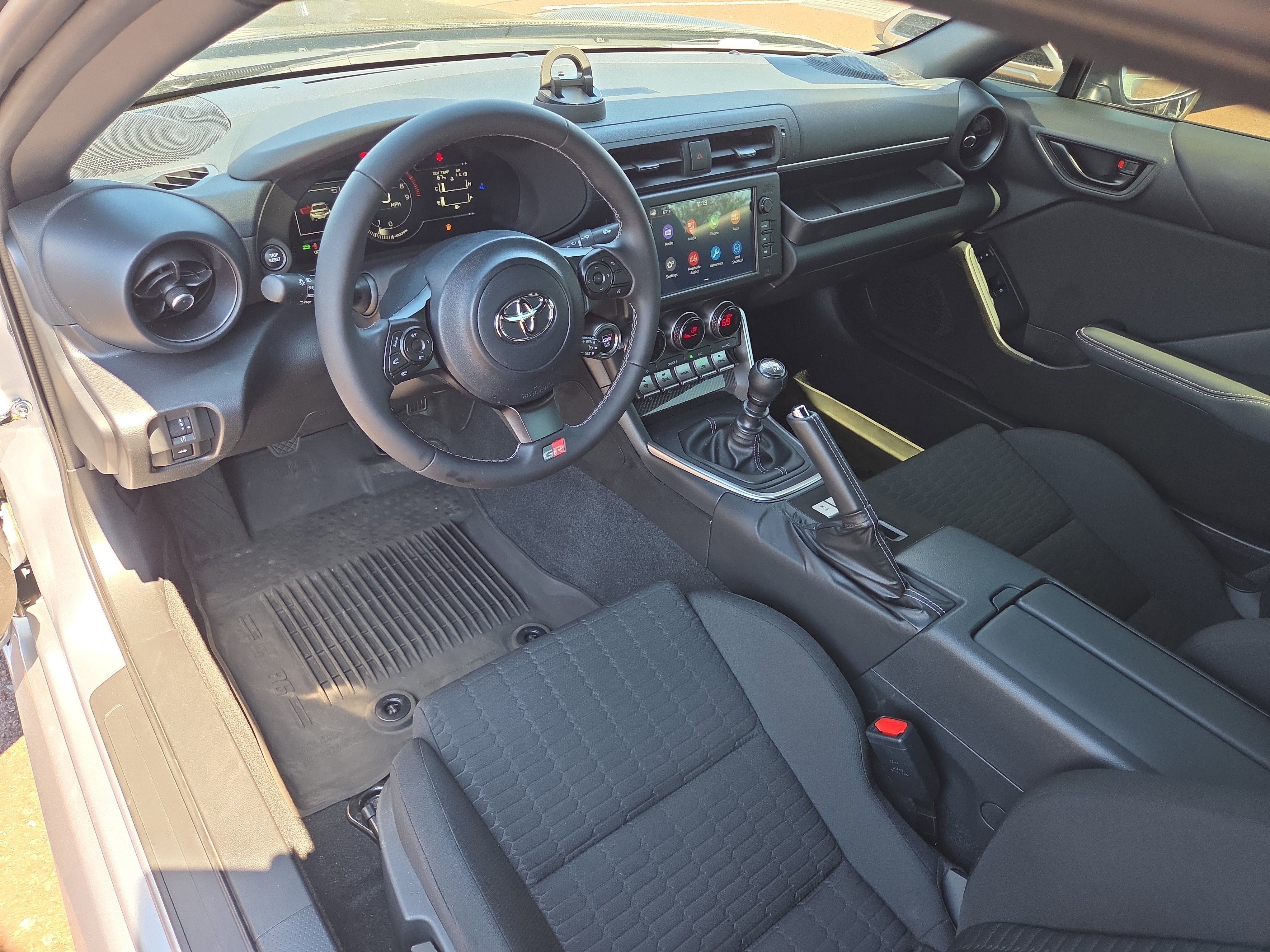 Used 2023 Toyota GR86 w/ ALL Weather Mat Package (TMS) RWD image 15