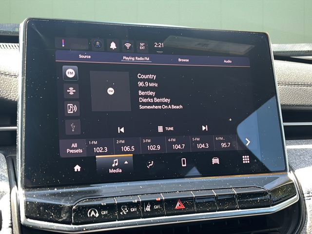 Used 2024 Jeep Compass Sport image 30