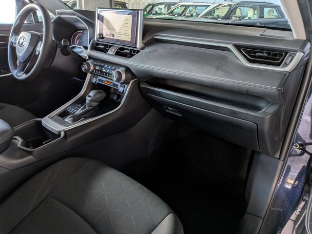 Used 2024 Toyota RAV4 XLE image 21