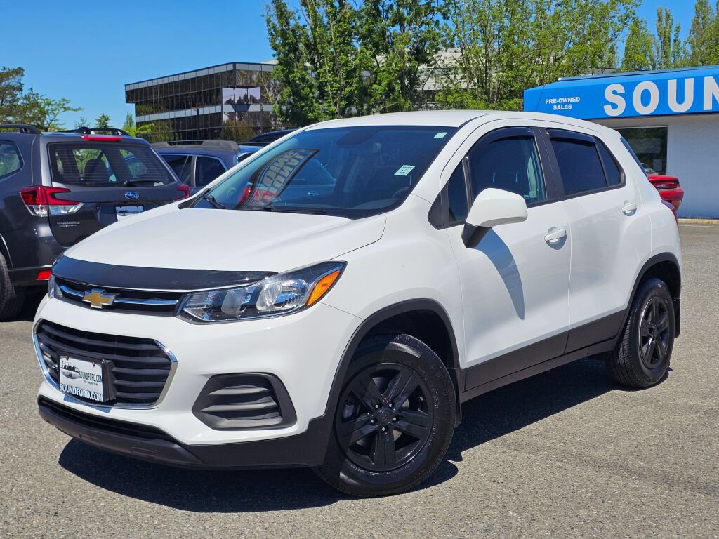 Used 2022 Chevrolet Trax LS w/ Tint and Cruise Package