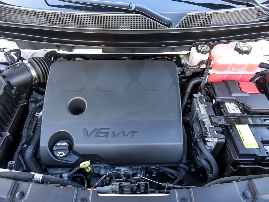 Used 2023 Chevrolet Traverse RS w/ LPO, Floor Liner Package AWD/4WD image 36