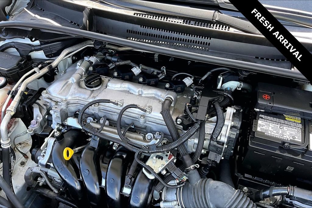 Used 2020 Toyota Corolla LE FWD image 29