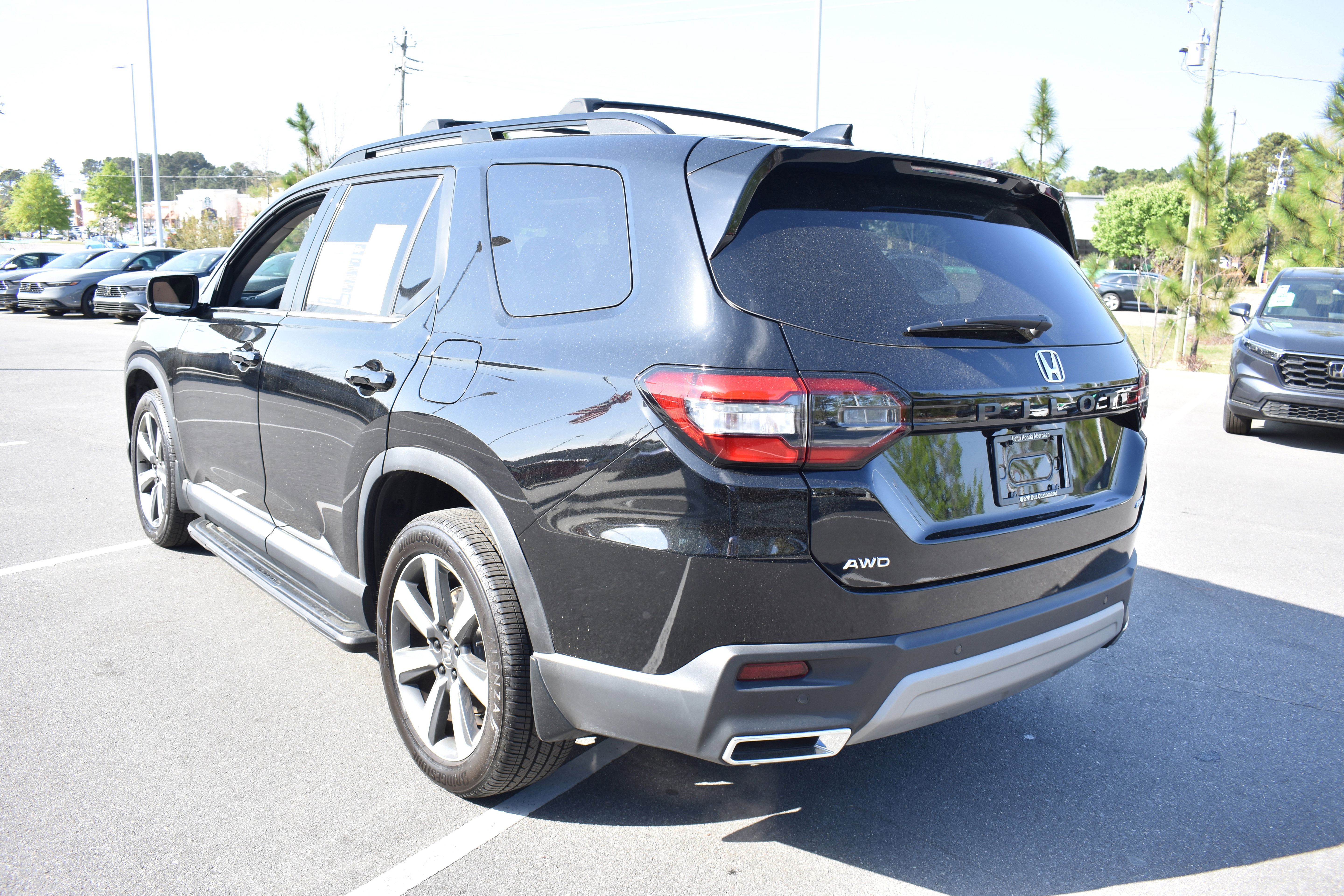 Certified 2025 Honda Pilot Elite image 7