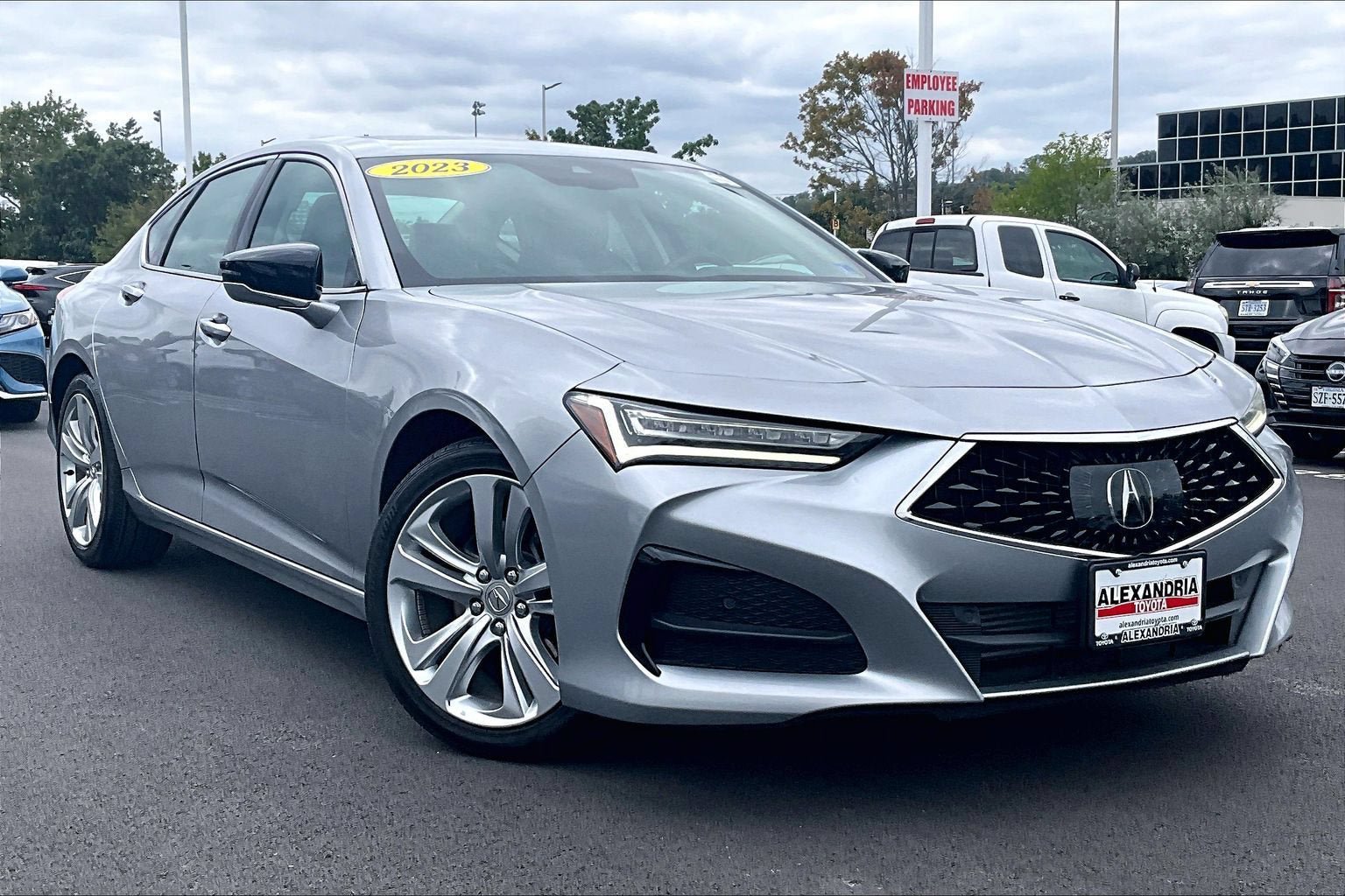 Used 2023 Acura TLX w/ Technology Package FWD image 2