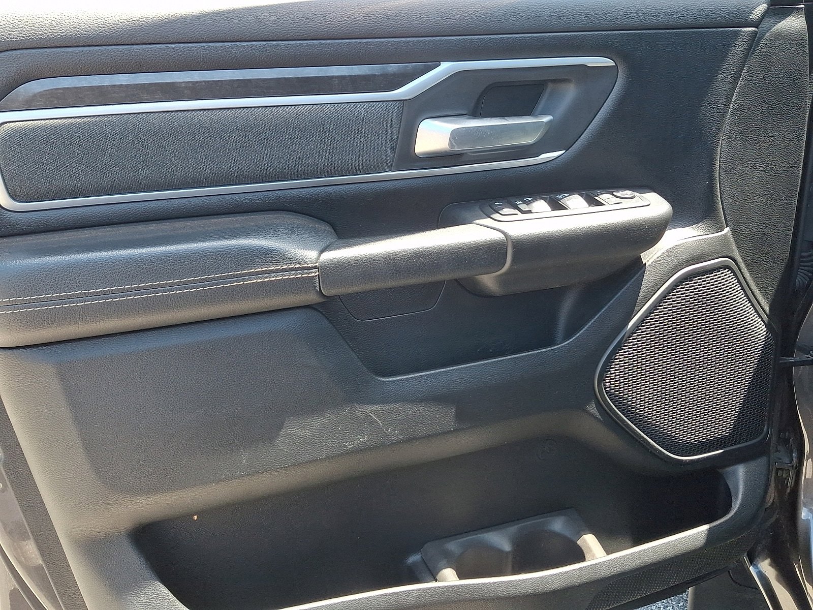 Used 2019 RAM 1500 Big Horn AWD/4WD image 12