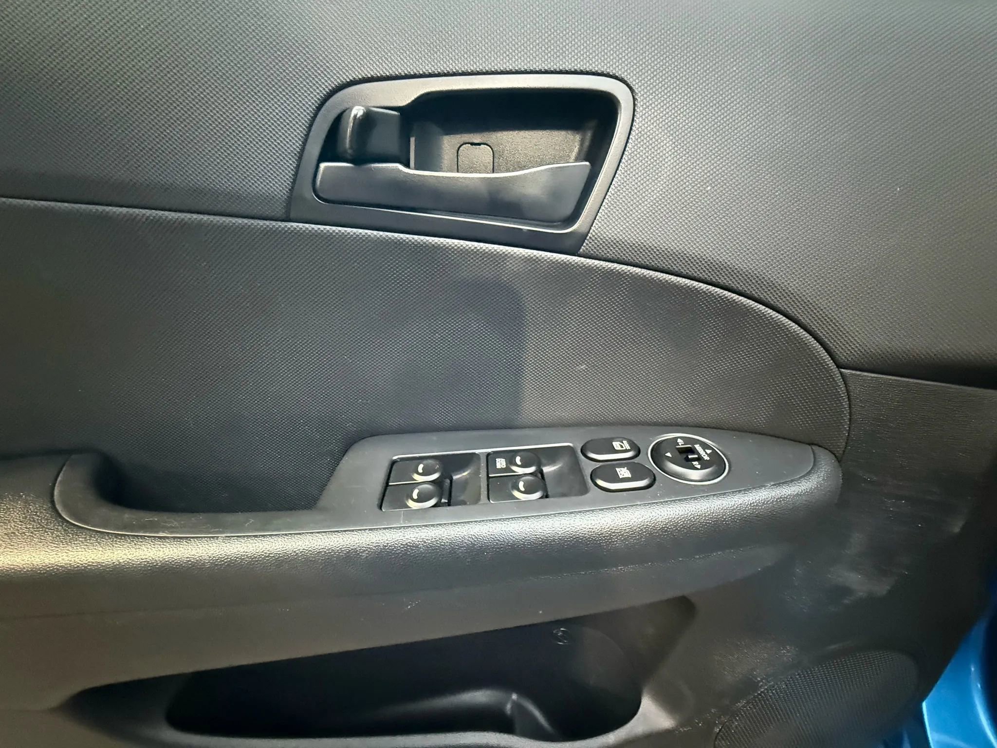 Used 2010 Hyundai Elantra GLS image 10