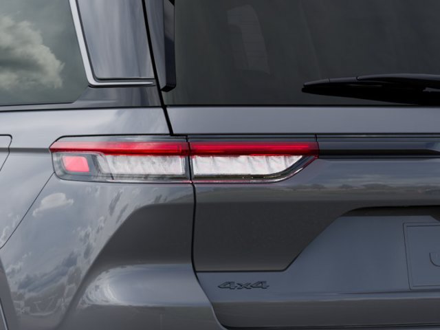 New 2027 Jeep Grand Cherokee Summit w/ Adv Protech Group IV AWD/4WD image 9