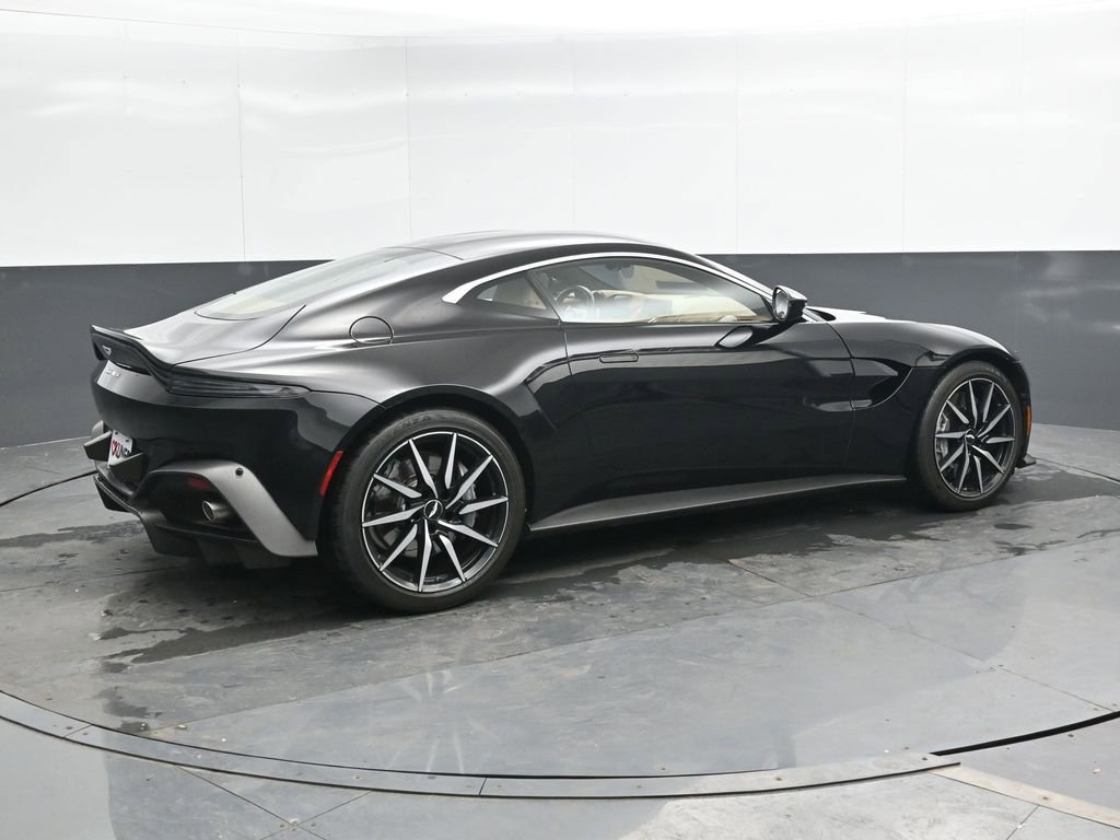 Used 2020 Aston Martin V8 Vantage Coupe RWD image 2