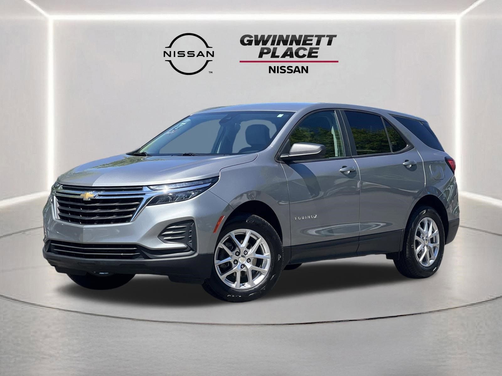Used 2023 Chevrolet Equinox LS w/ LS Convenience Package AWD/4WD image 1