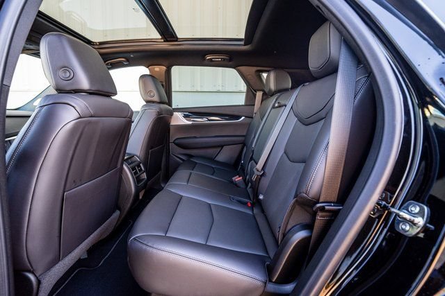 New 2025 Cadillac XT5 Premium Luxury w/ Technology Package FWD image 11