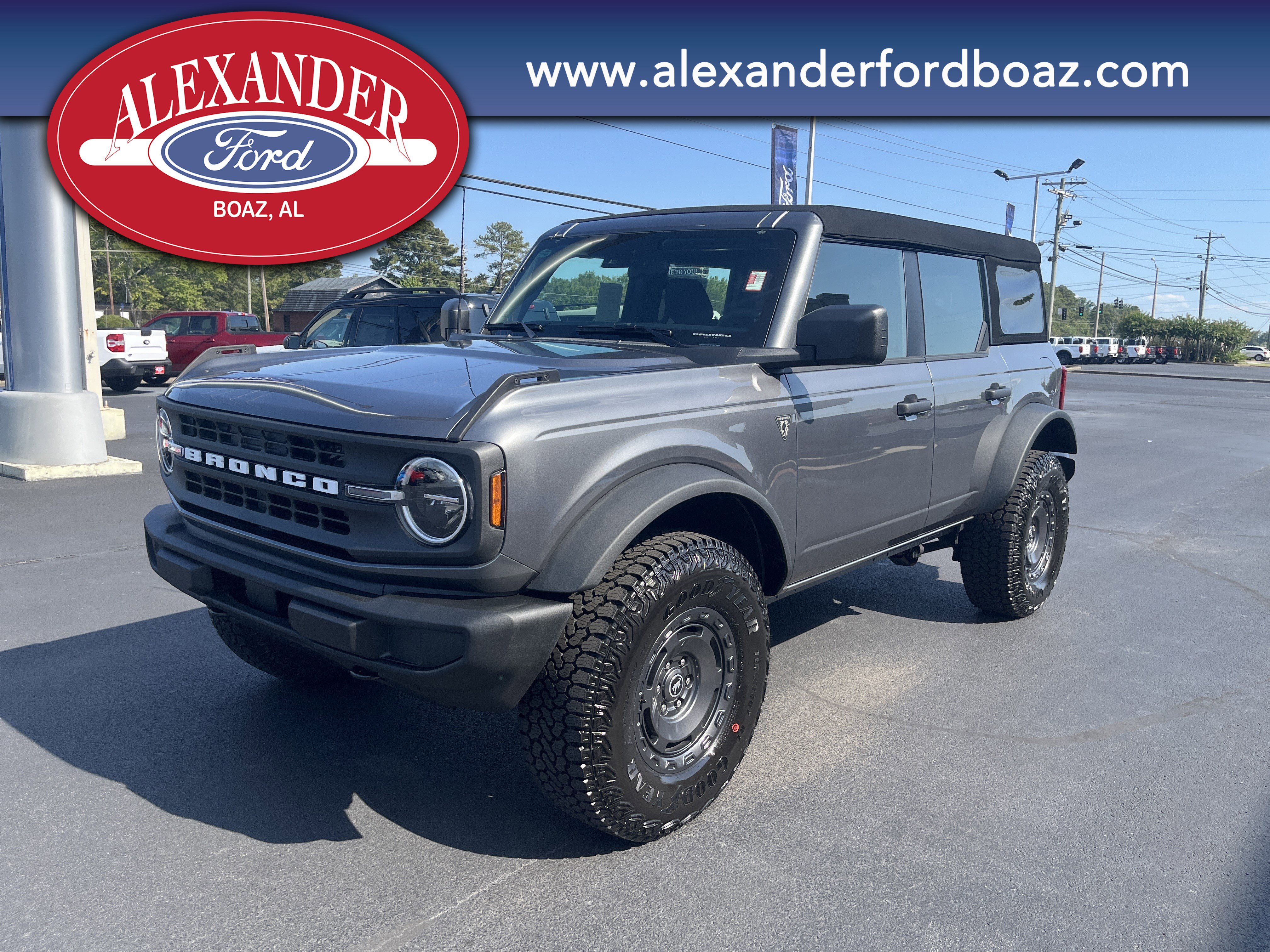 New 2025 Ford Bronco 4-Door w/ Sasquatch Package