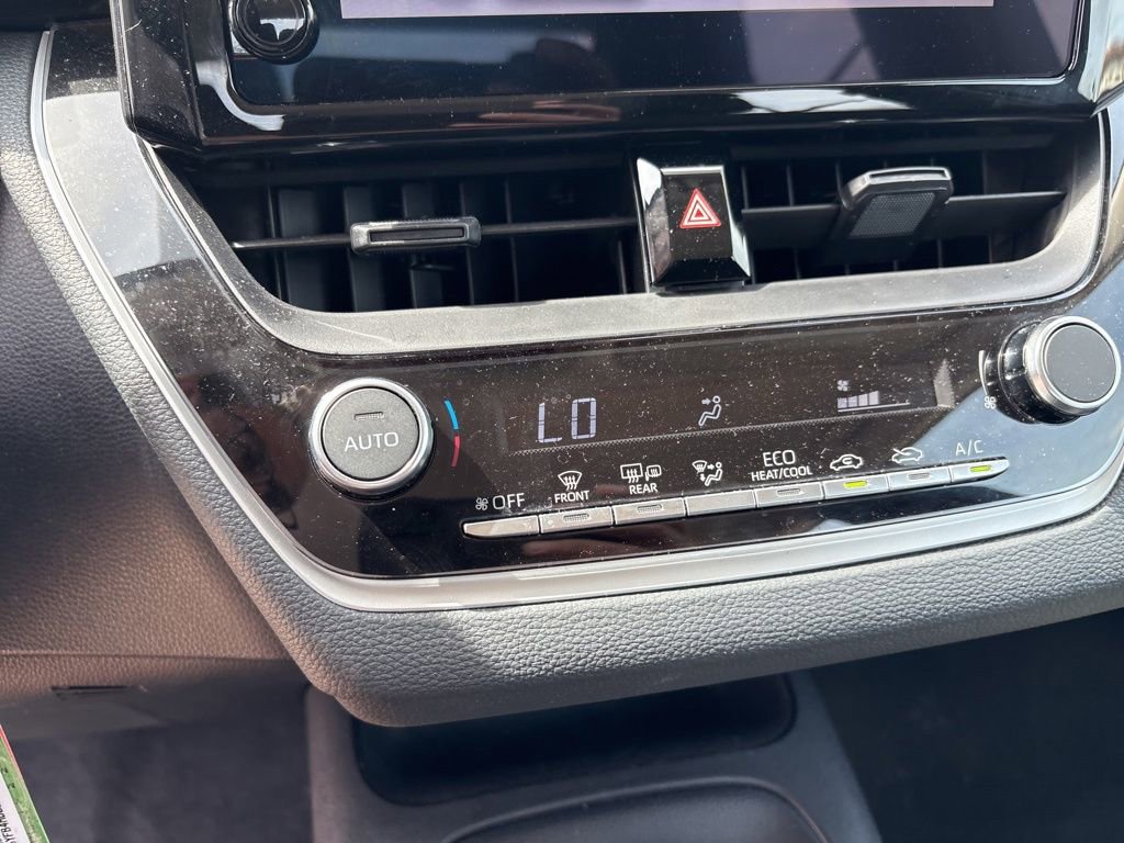 Used 2026 Toyota Corolla LE FWD image 18