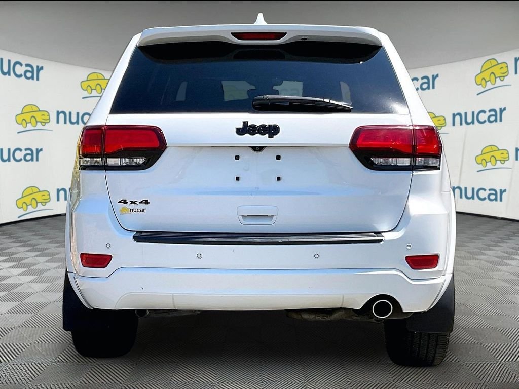 Used 2018 Jeep Grand Cherokee Altitude AWD/4WD image 5