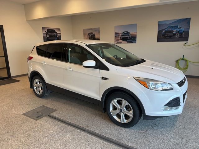 Used 2016 Ford Escape SE w/ SE Cold Weather Package