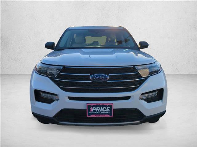 Used 2024 Ford Explorer XLT w/ Equipment Group 202A image 2