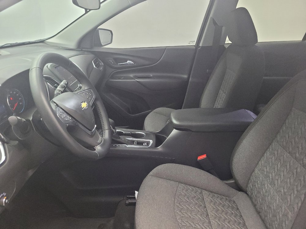 Used 2024 Chevrolet Equinox LT w/ Driver Convenience Package image 17