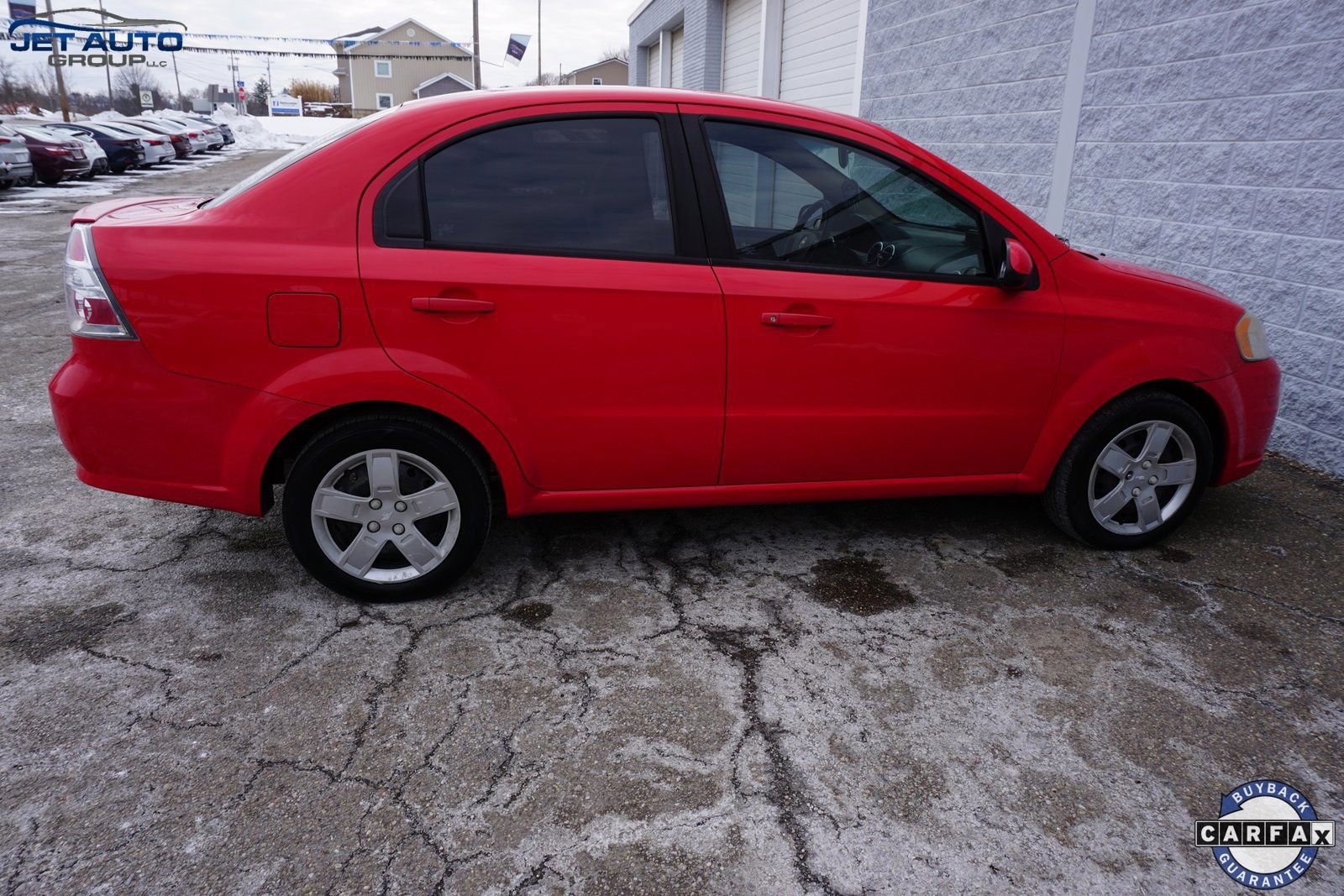 Used 2011 Chevrolet Aveo LT image 12
