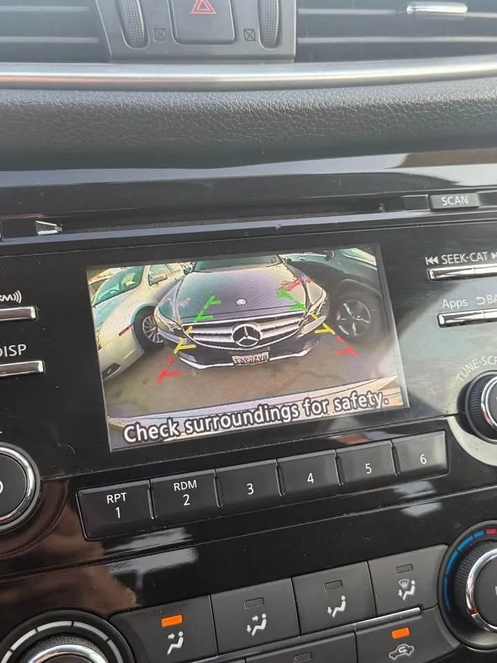 Used 2015 Nissan Rogue S FWD image 9