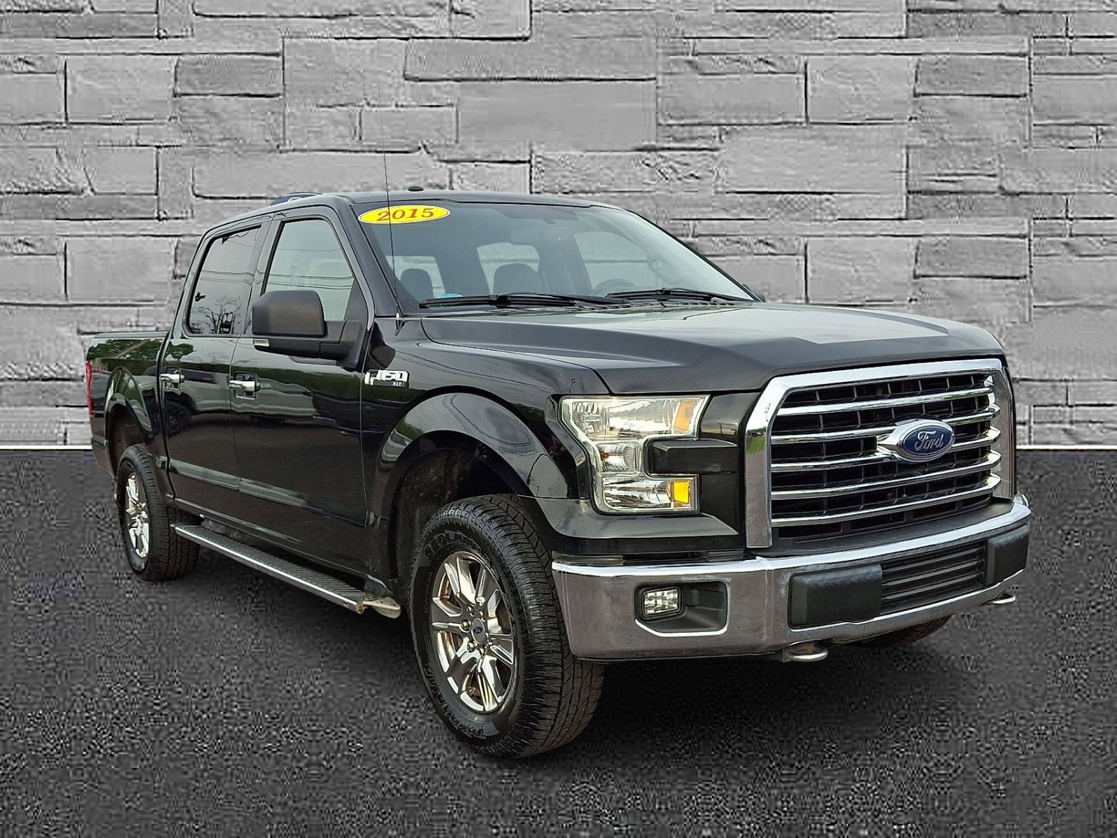 Used 2015 Ford F150 XLT w/ Equipment Group 302A Luxury AWD/4WD image 2