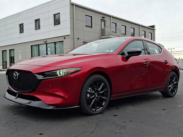 New 2026 MAZDA MAZDA3 Hatchback w/Premium Plus Pkg image 3