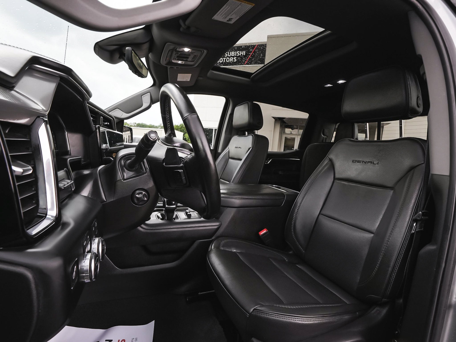 Used 2024 GMC Sierra 1500 Denali w/ Denali Reserve Package AWD/4WD image 35