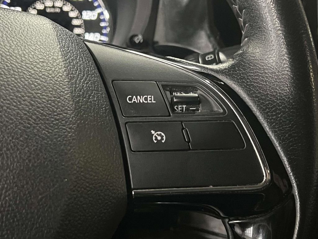 Used 2020 Mitsubishi Outlander LE image 19