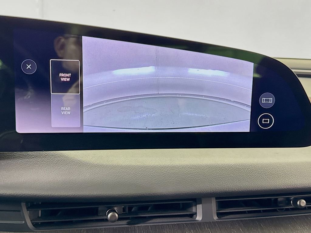 Used 2023 Lucid Air Touring image 41