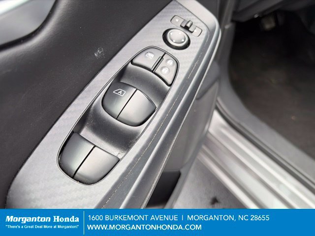 Used 2024 Nissan Sentra SV FWD image 14