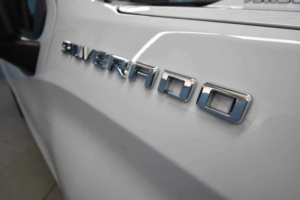 Used 2025 Chevrolet Silverado 1500 W/T w/ Trailering Package AWD/4WD image 35