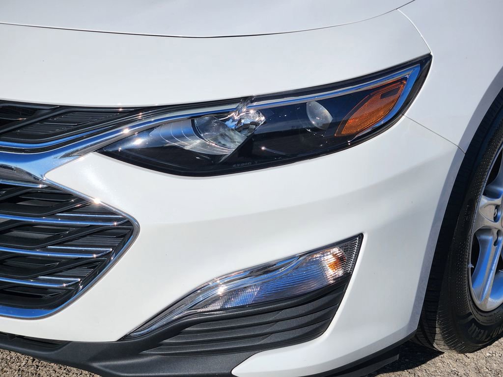 Used 2022 Chevrolet Malibu LS image 10