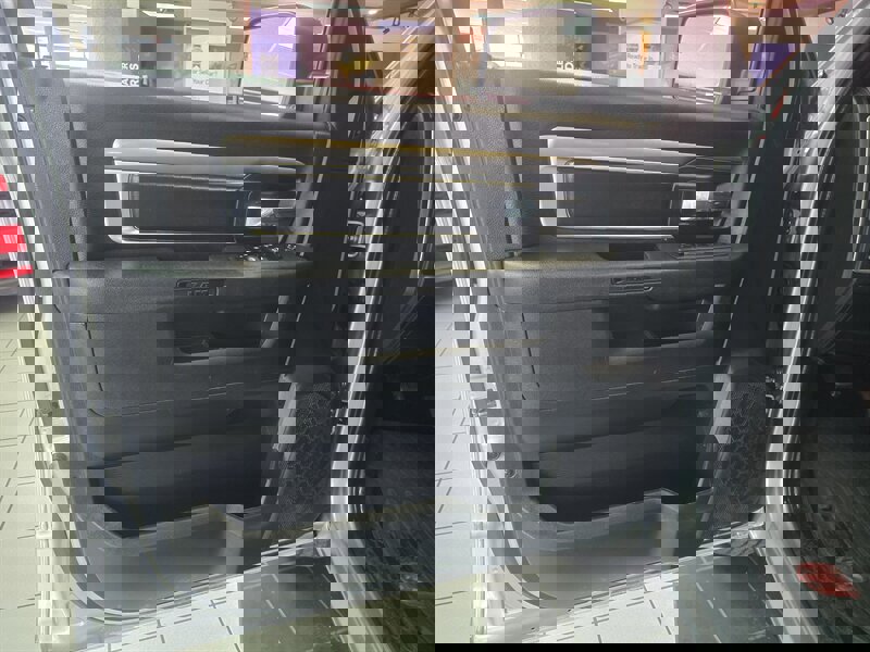 Used 2024 RAM 1500 Classic Warlock image 8