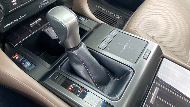 Used 2022 Lexus GX 460 Luxury w/ Accessory Package AWD/4WD image 19