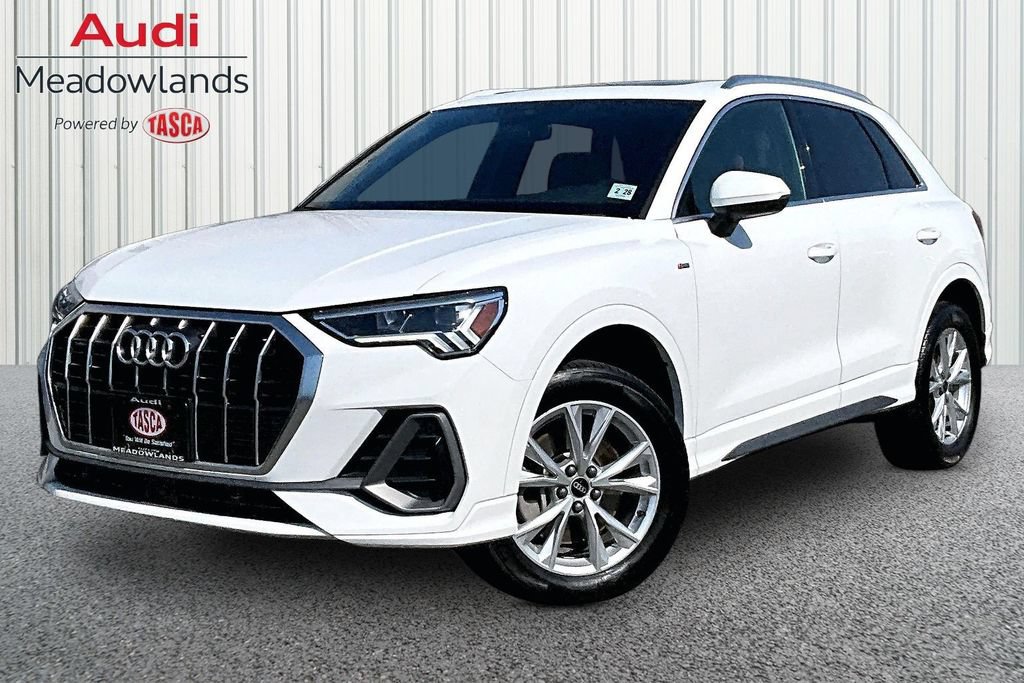 Used 2023 Audi Q3 2.0T Premium w/ Convenience Package AWD/4WD image 1