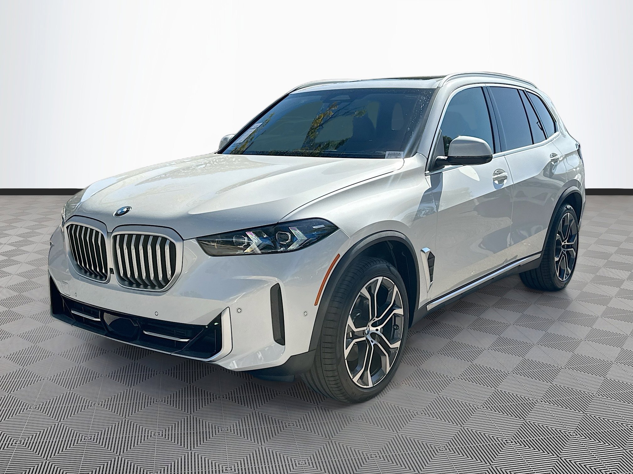 New 2026 BMW X5 sDrive40i RWD image 3