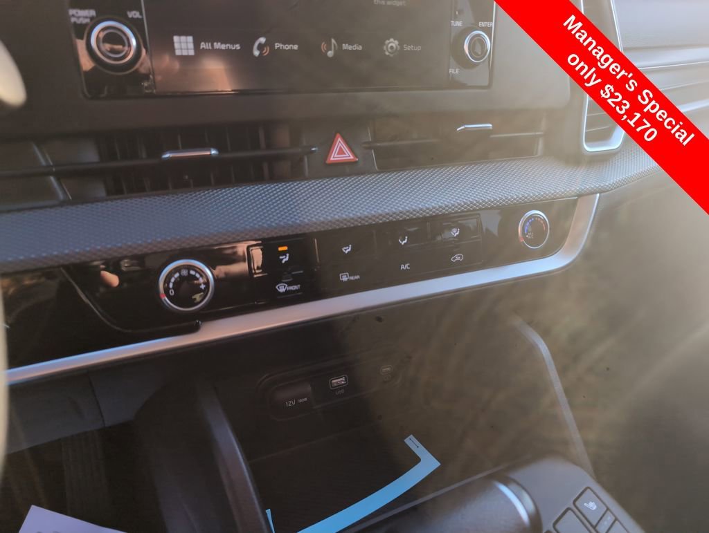 Used 2023 Kia Sportage LX image 21
