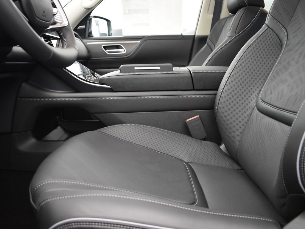 New 2026 INFINITI QX80 Luxe w/ Cargo Package RWD image 13