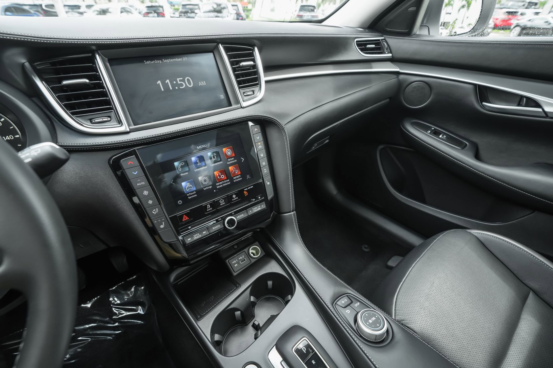 Used 2025 INFINITI QX50 Luxe image 13