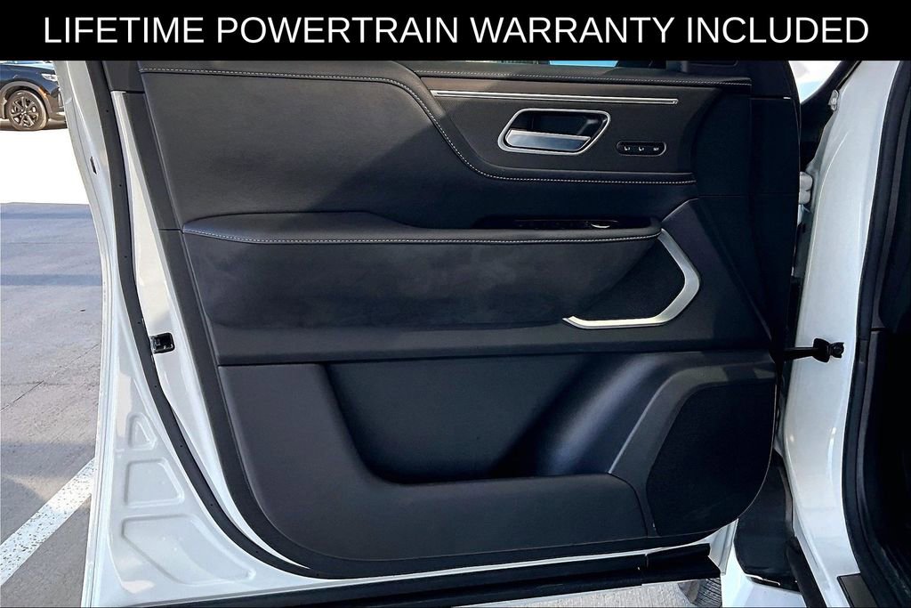 Certified 2025 INFINITI QX80 Luxe image 23