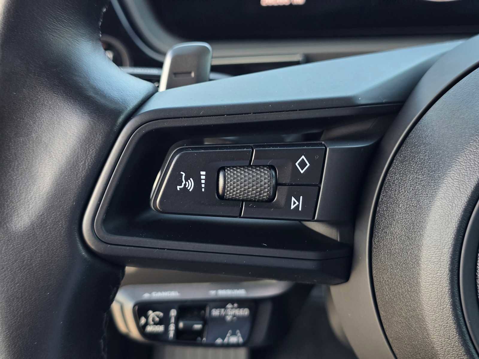 Used 2024 Porsche Cayenne S AWD/4WD image 27