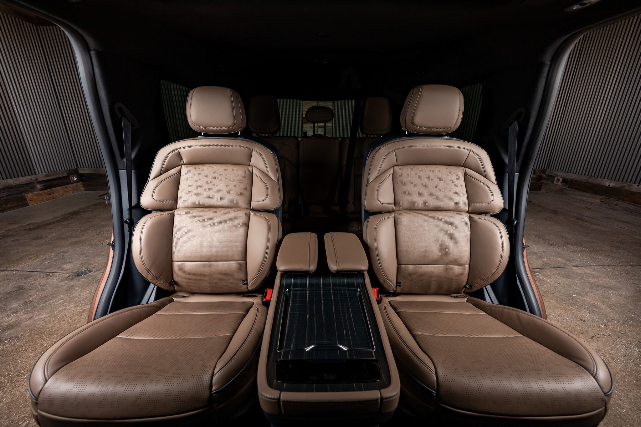 Used 2025 Lincoln Navigator Black Label image 39