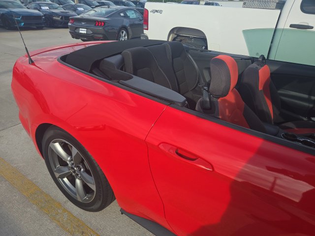 Used 2017 Ford Mustang Convertible w/ Equipment Group 051A RWD image 8