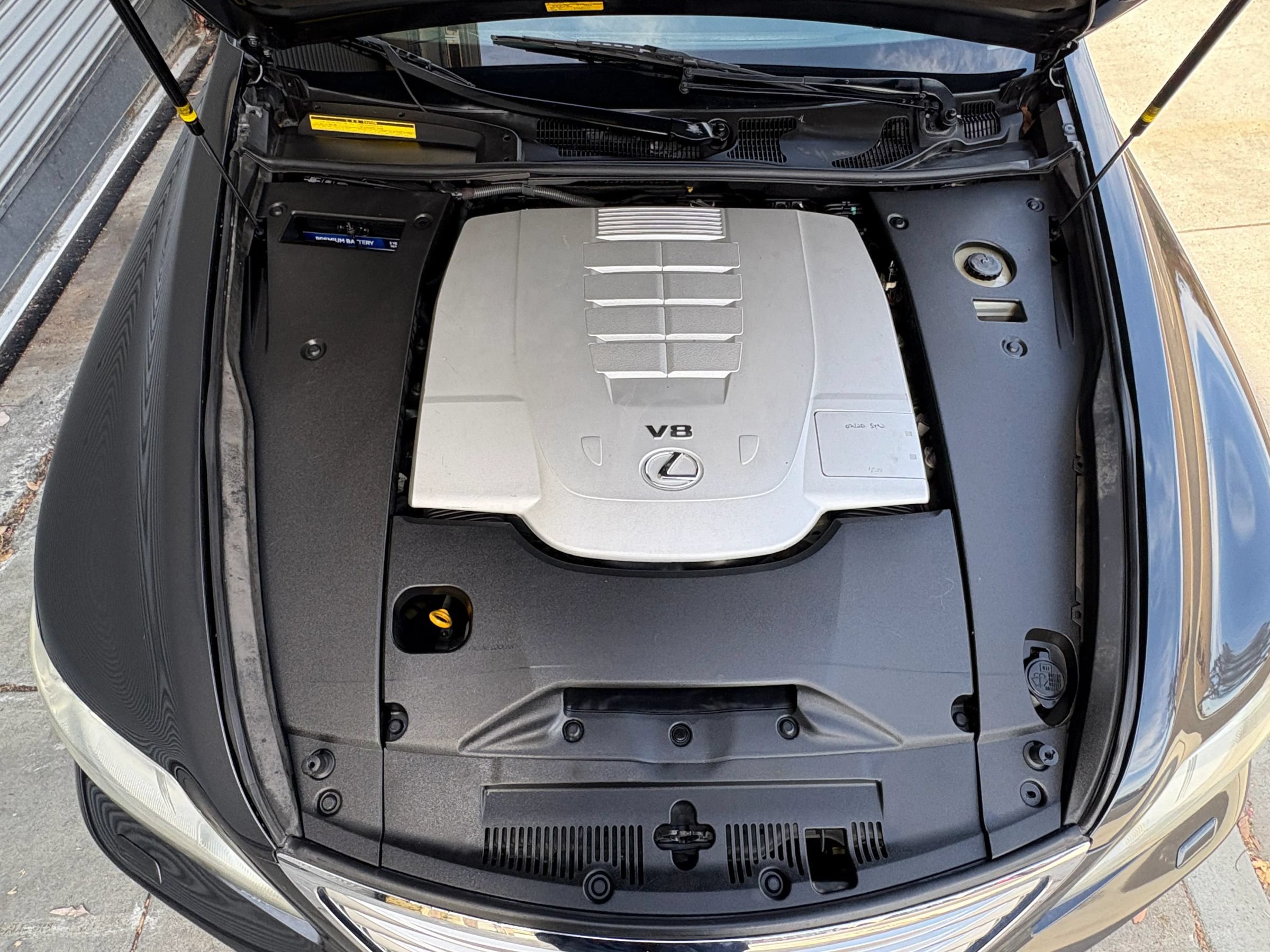 Used 2010 Lexus LS 460 w/ Comfort Pkg RWD image 27
