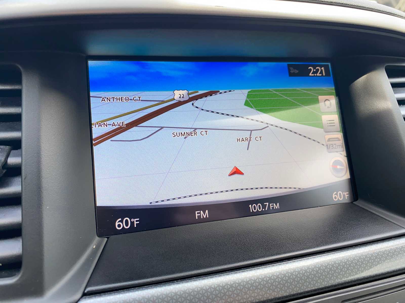 Used 2019 Nissan Pathfinder SL image 20