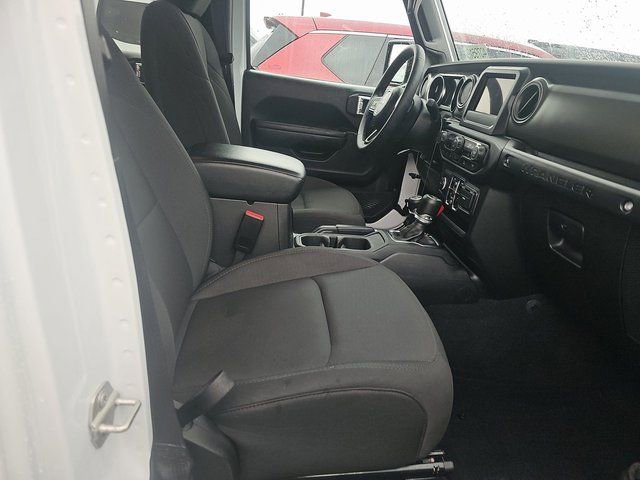 Used 2023 Jeep Wrangler Unlimited image 5