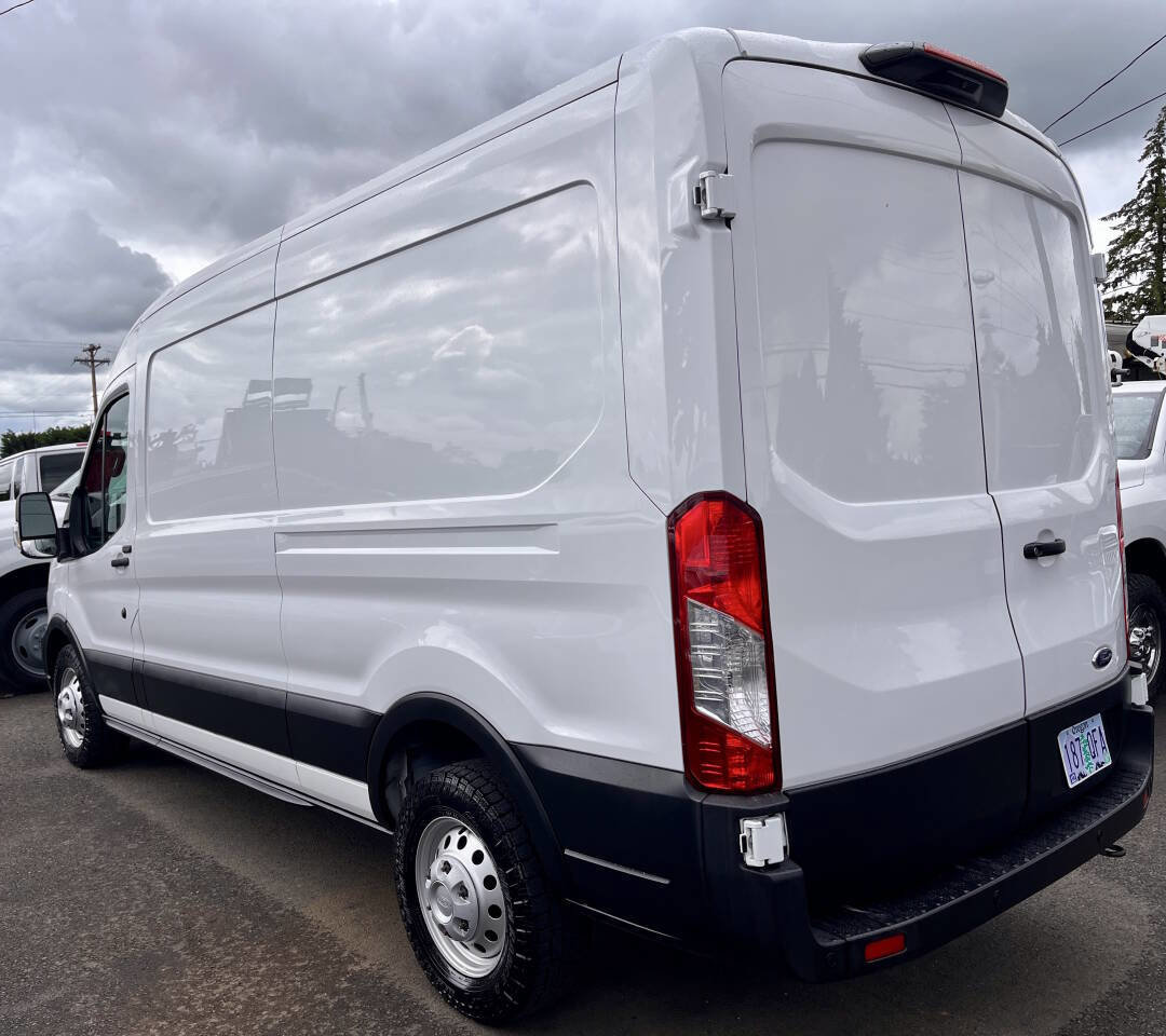 Used 2023 Ford Transit 250 Medium Roof AWD image 6