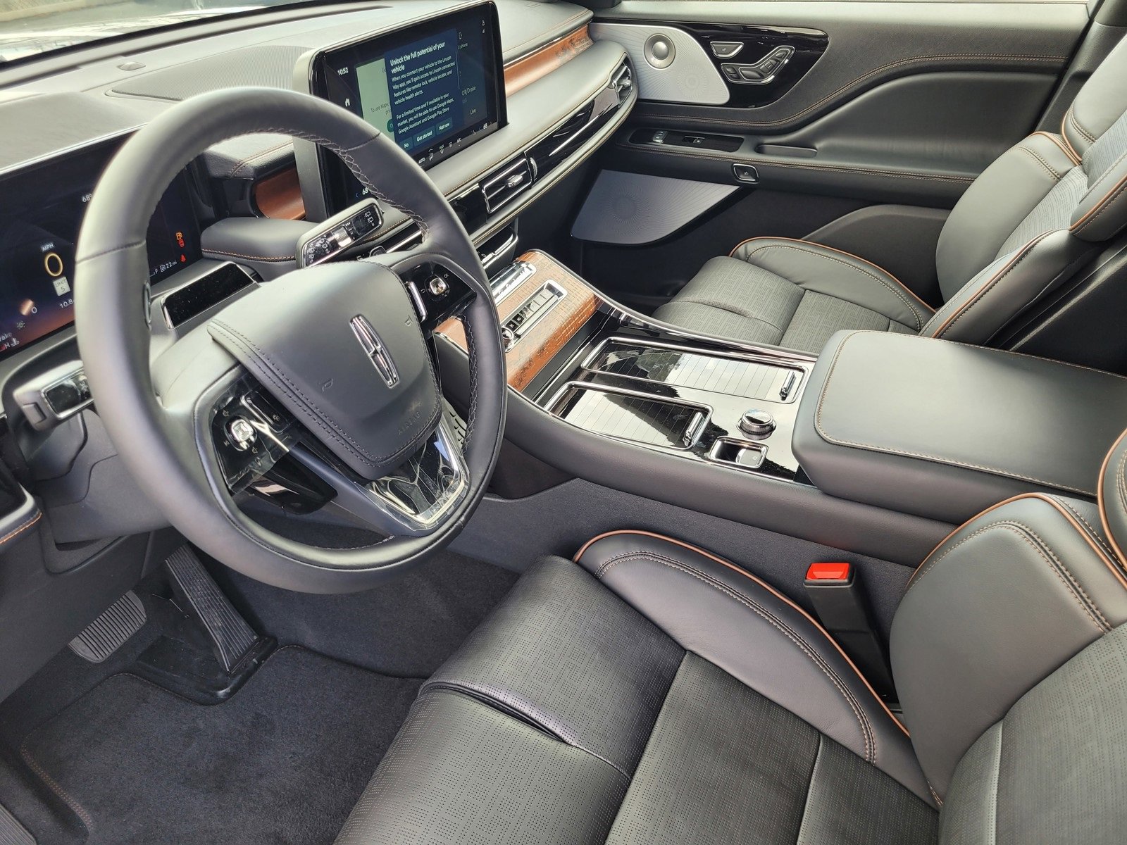 New 2025 Lincoln Aviator Black Label image 11