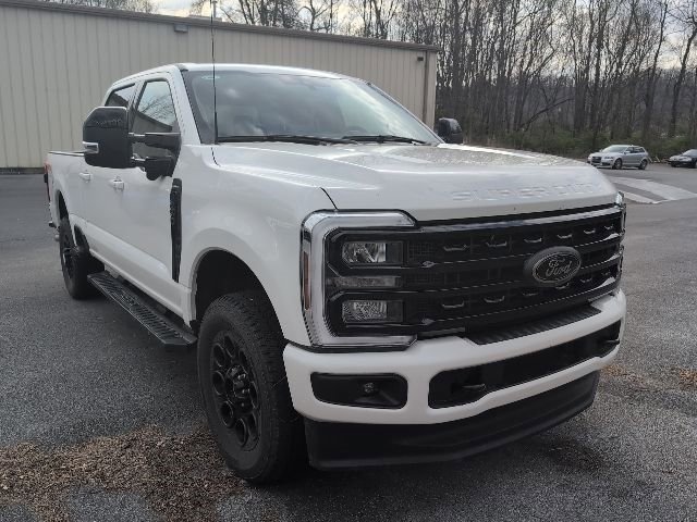 Used 2024 Ford F250 Lariat w/ Black Appearance Package image 3