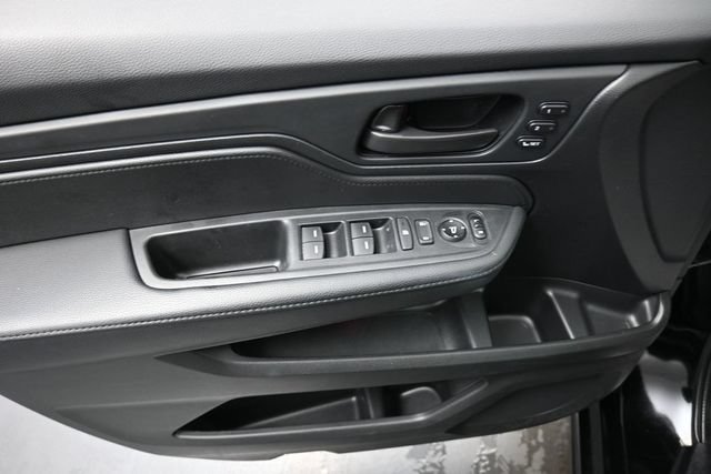 Used 2025 Honda Odyssey Sport-L image 13