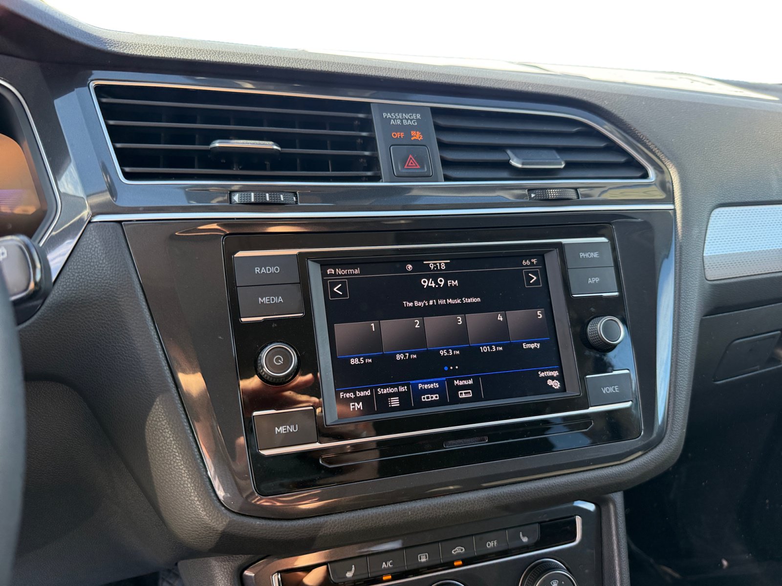 Certified 2024 Volkswagen Tiguan S AWD/4WD image 12