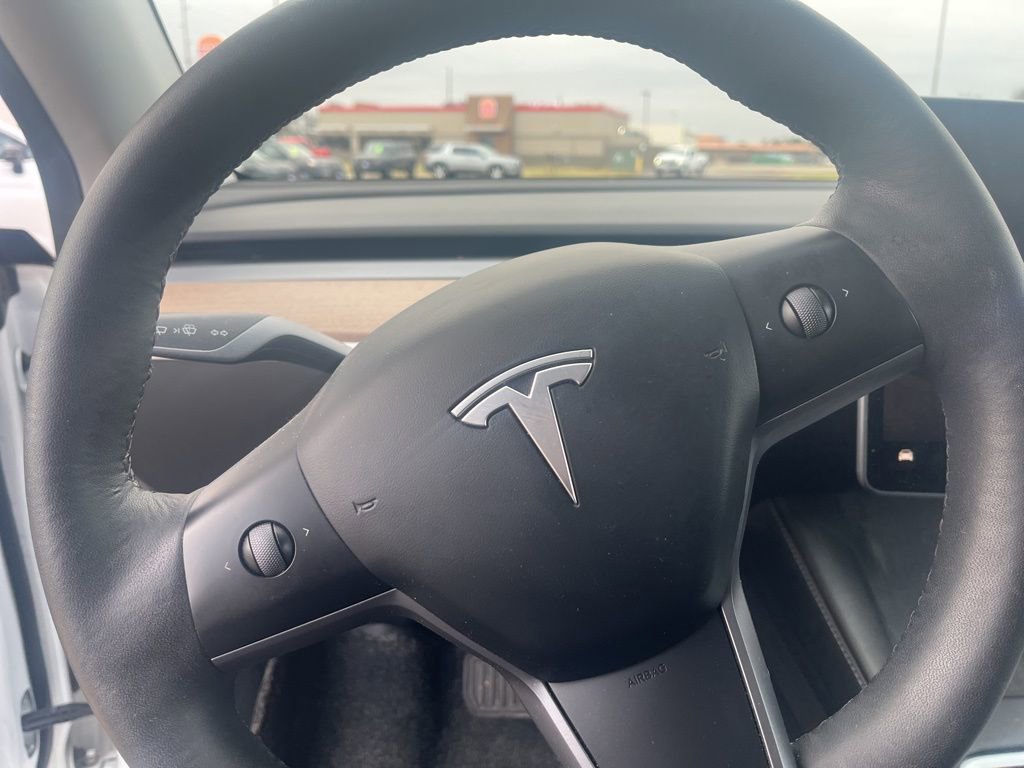 Used 2023 Tesla Model Y Long Range image 13